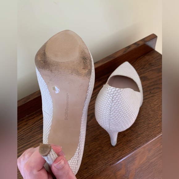 BCBGeneration Suede Leather Parade Platform Pump - Picture 9 of 13